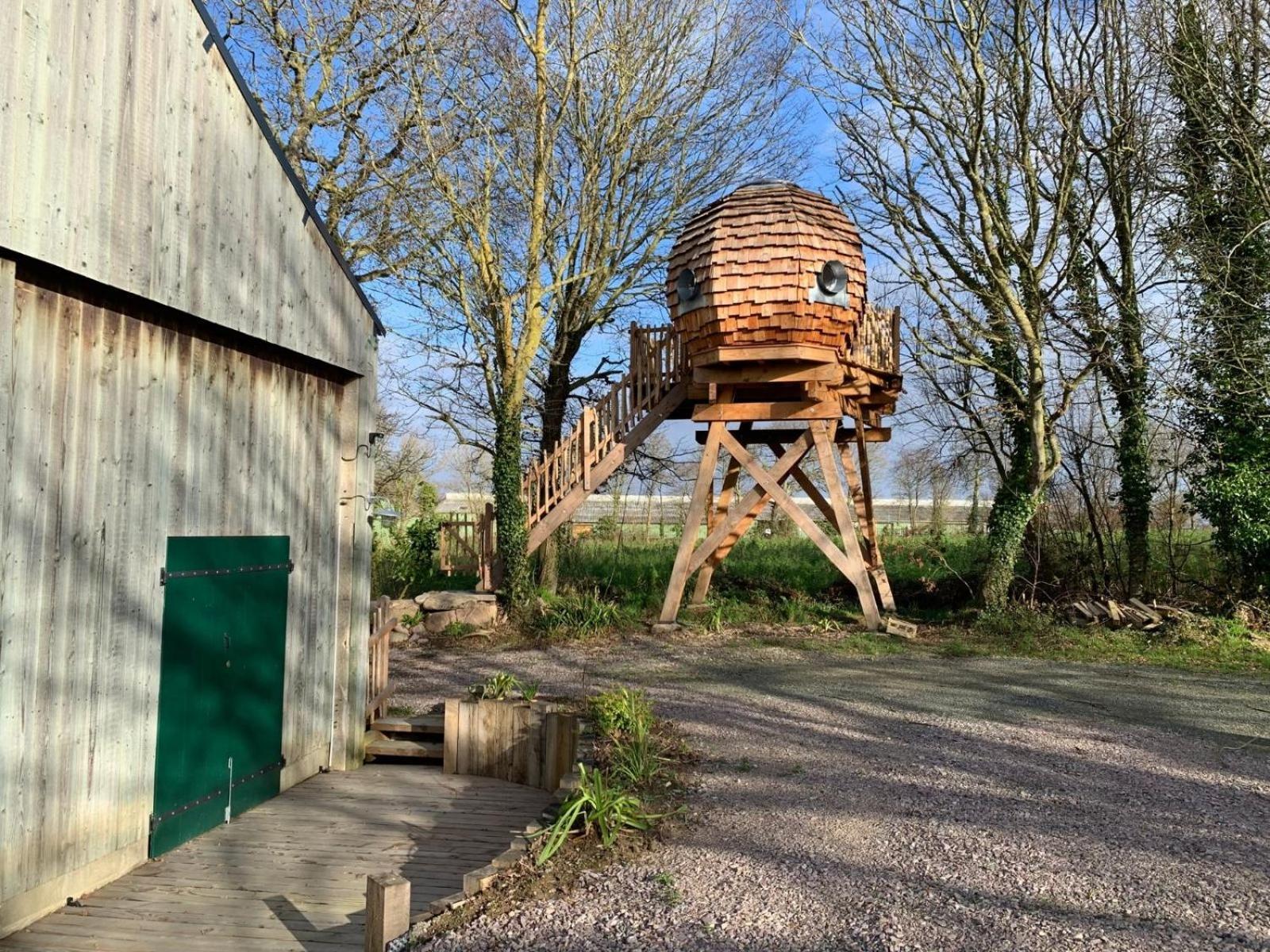 La Ville Es Renais - Ferme Et Maison D'Hotes Insolite Erquy Bagian luar foto